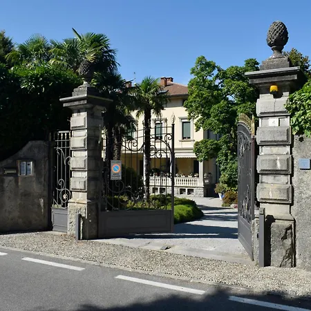 Apartament Attic And Garden *