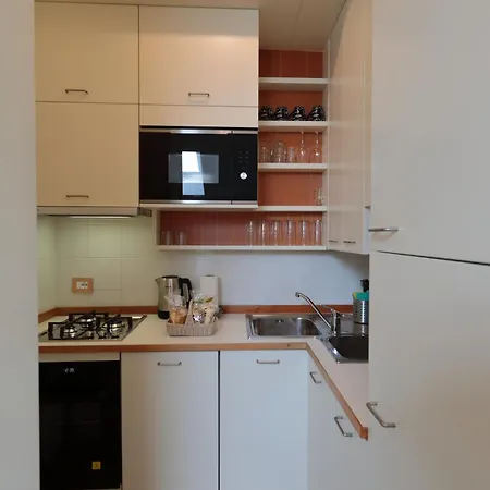 Attic And Garden בלאג'יו
